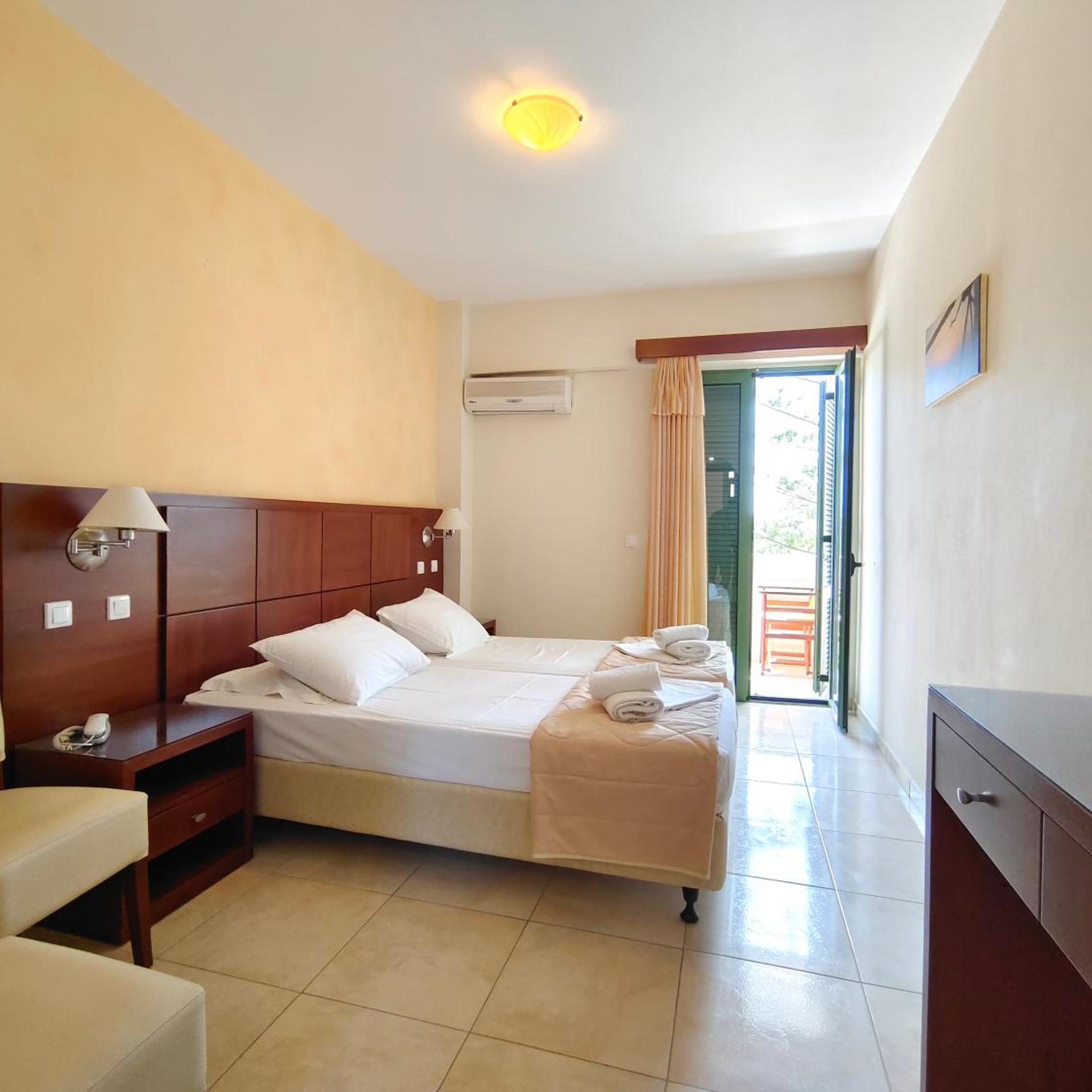 Alex Luxury Apartments and Studios 22/60