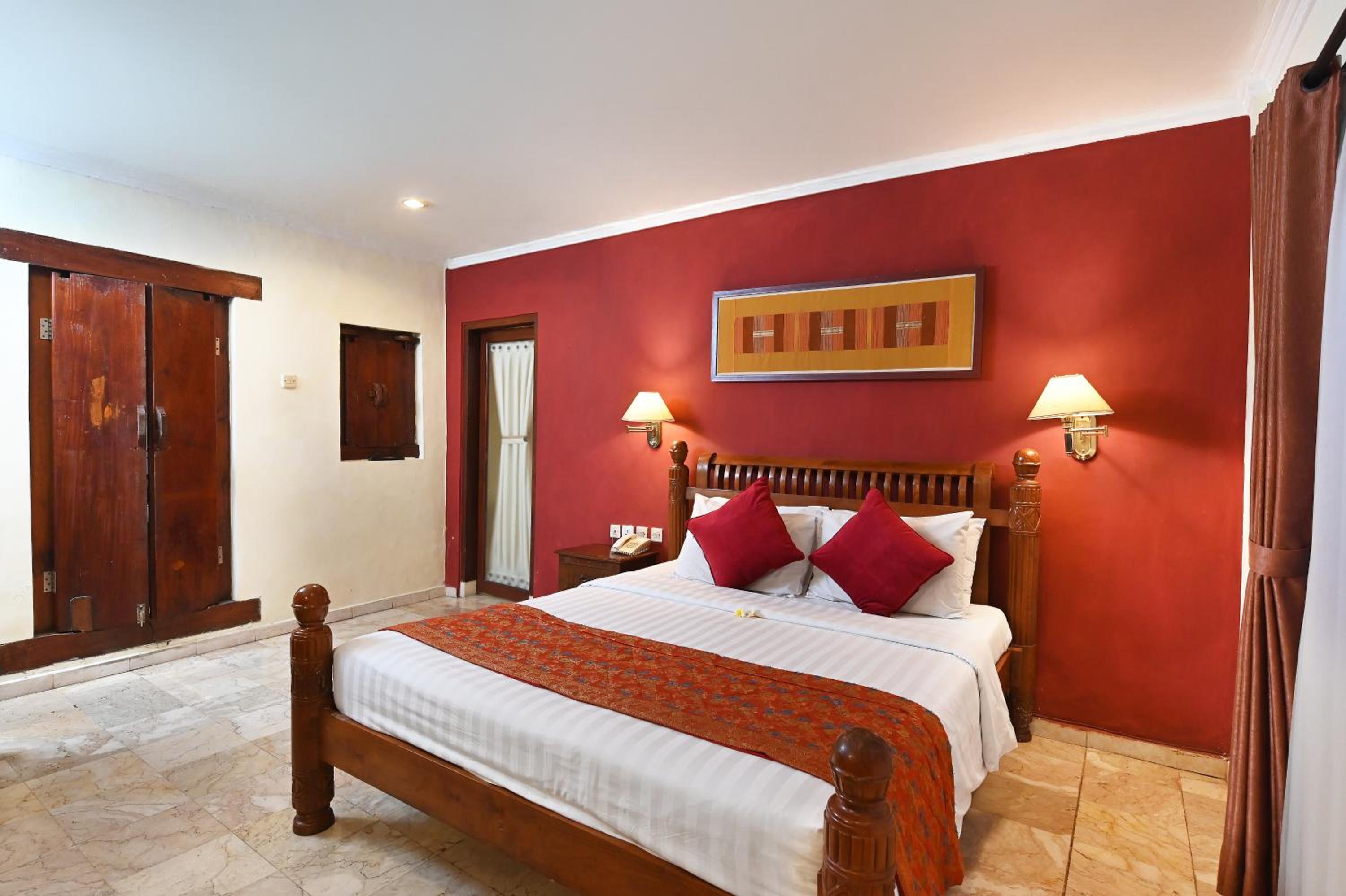 Downstairs, Villa، Puri Dewa Bharata Hotel and Villas 2/10