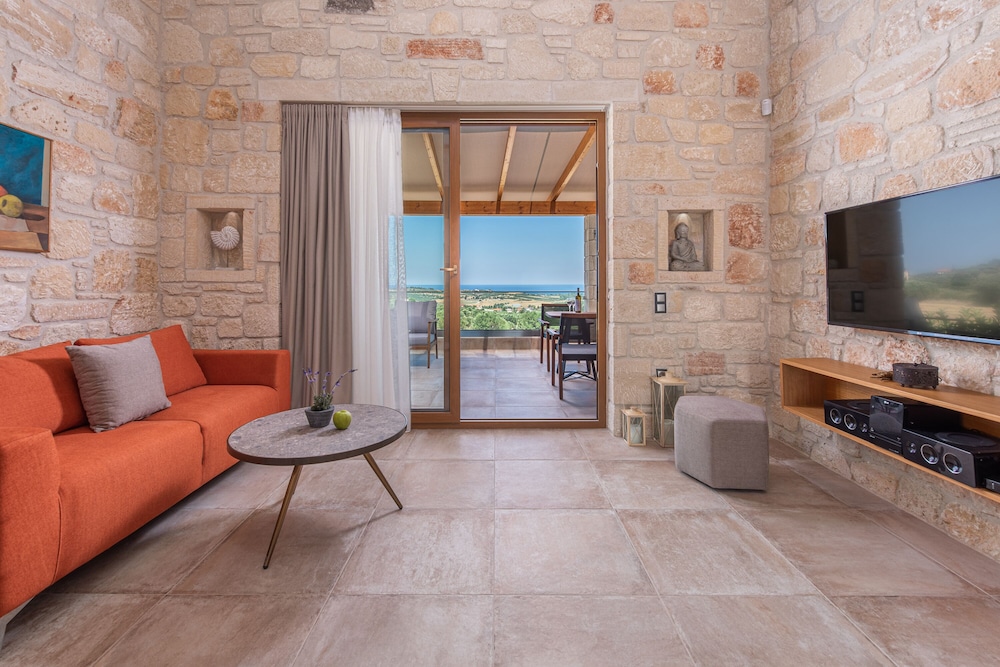 Mint Retreat Suites 12/42