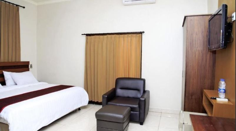 Boulevard Hotel Ternate 6/11