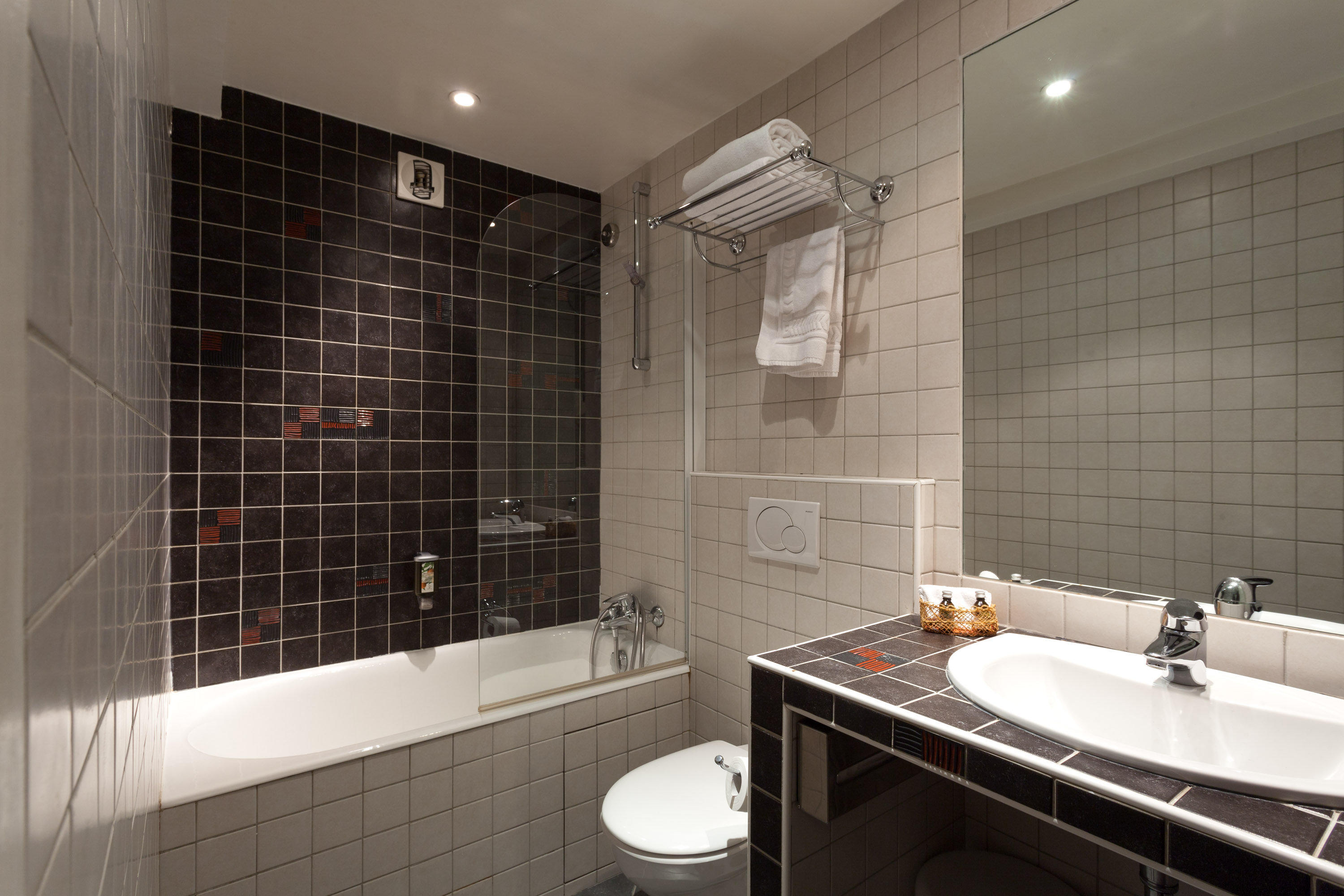 Hotel Edouard VI by Malone 53/54