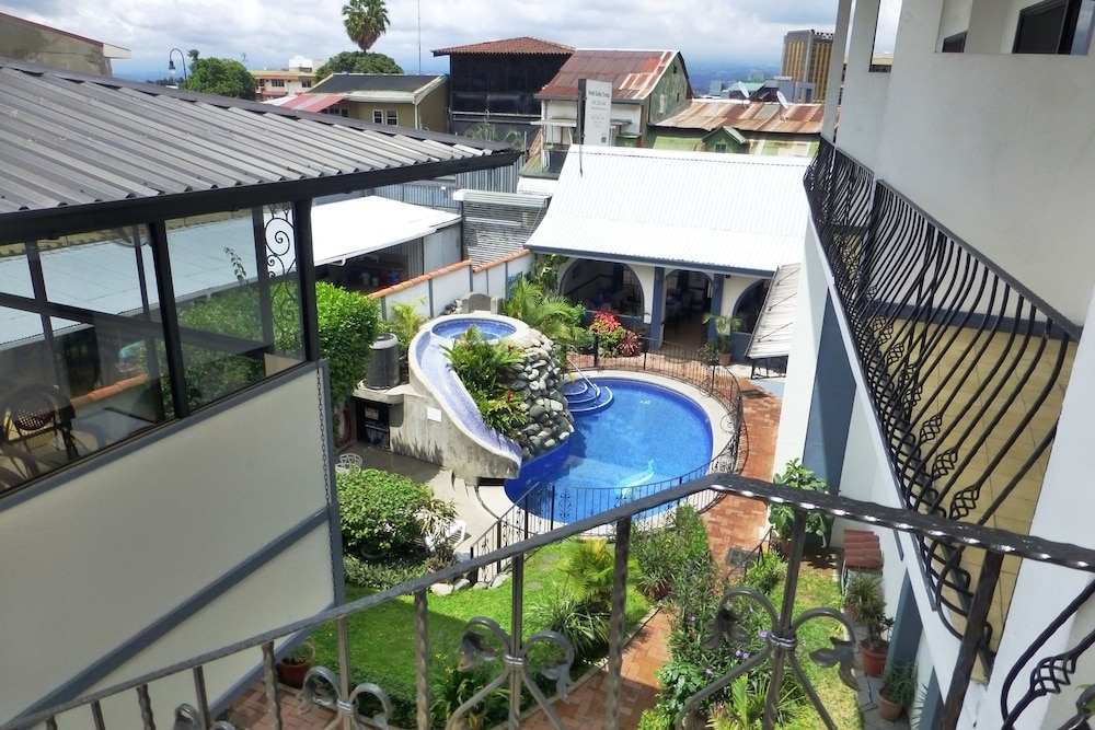 Hotel Casa Santo Tomas 45/58