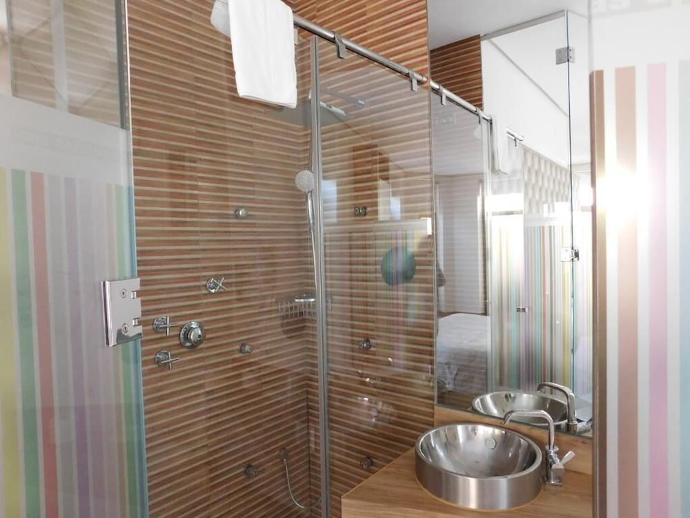 Hotel Canitas Spa 23/66