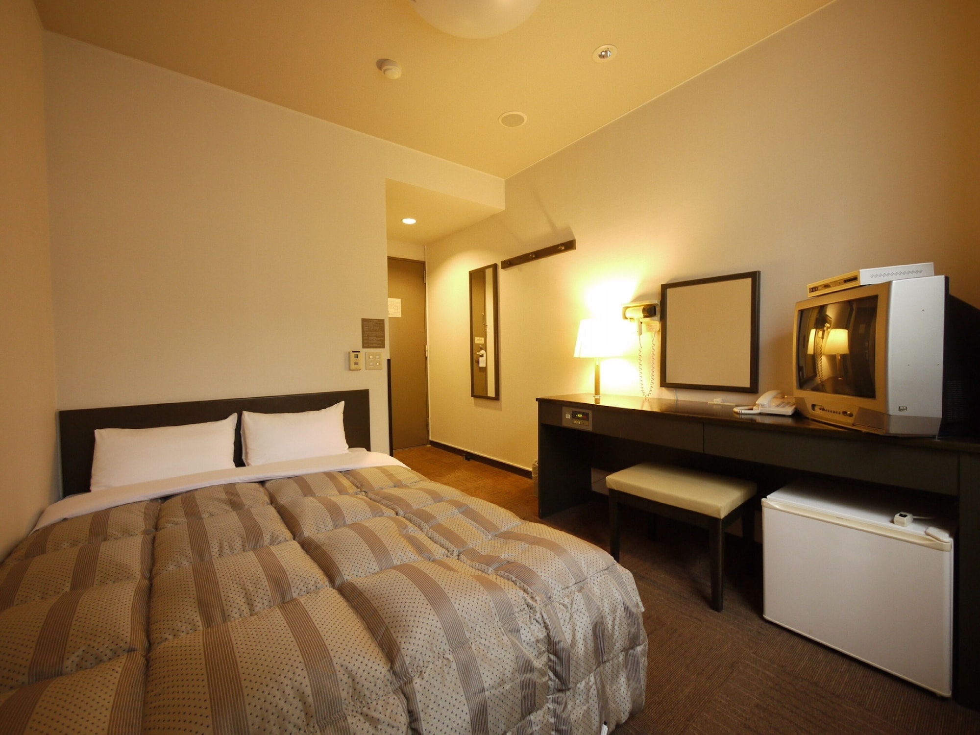 Room, Double Bed