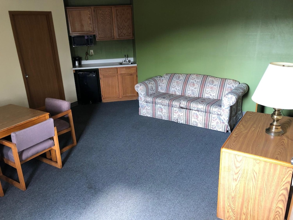 Salt Creek Inn 14/36