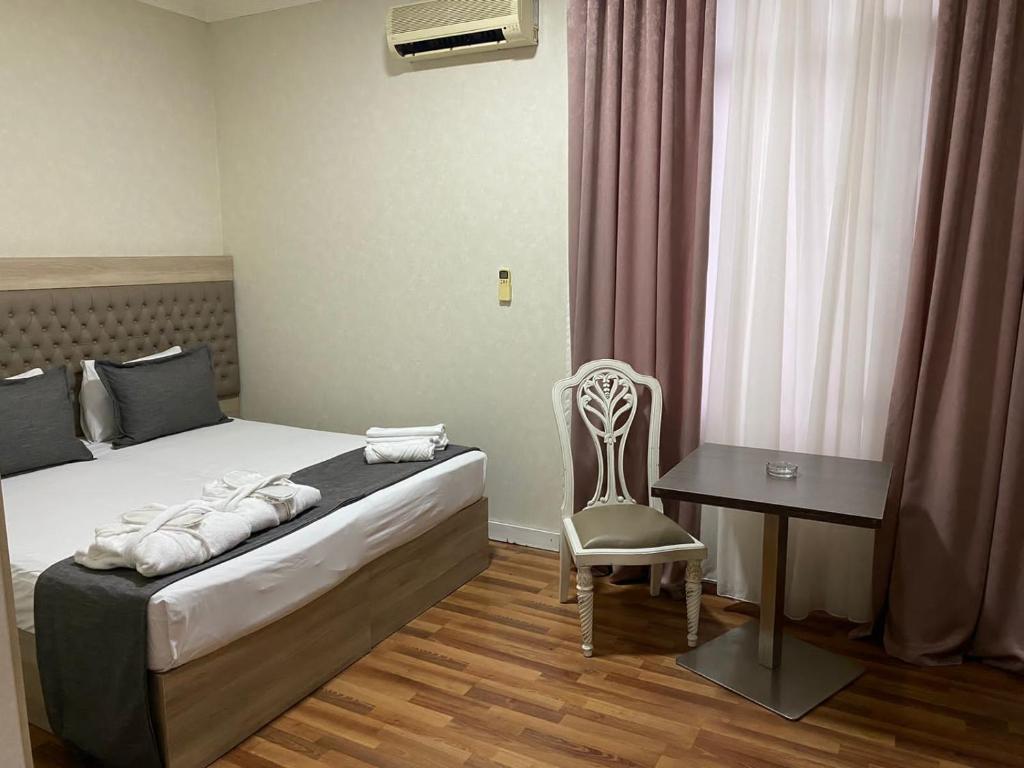 Empire Hotel Baku 11/23