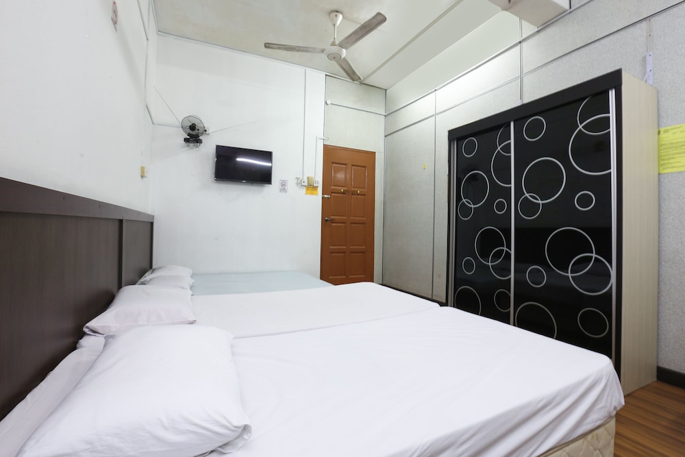 SPOT ON 89755 D&d Budget Inn 15/26