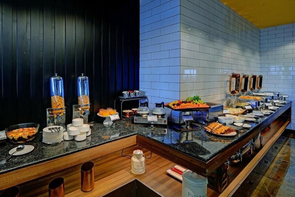 Udaan Clover Hotel Banquet & Spa 19/22