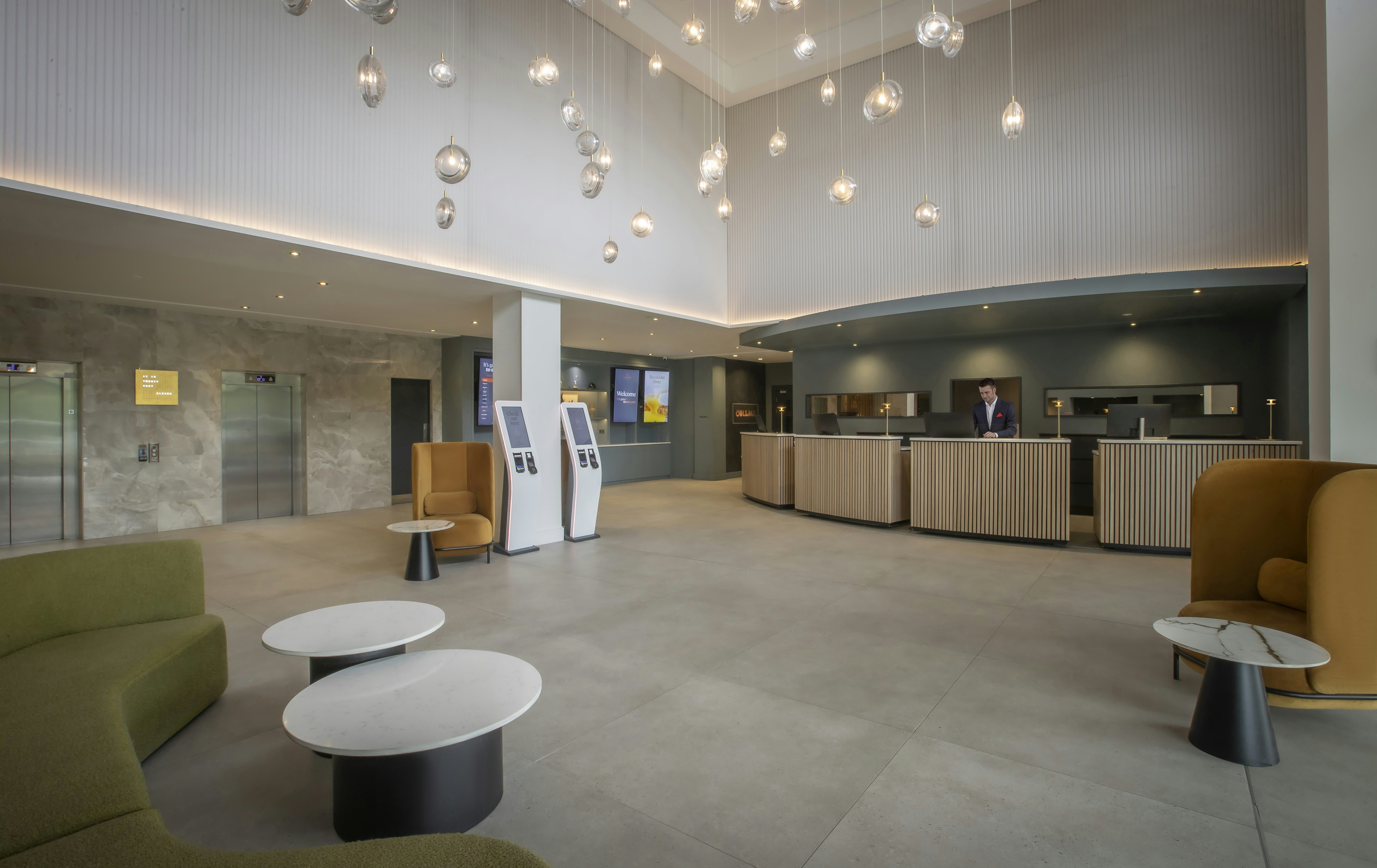 Clayton Hotel Dublin Airport Central 8/72