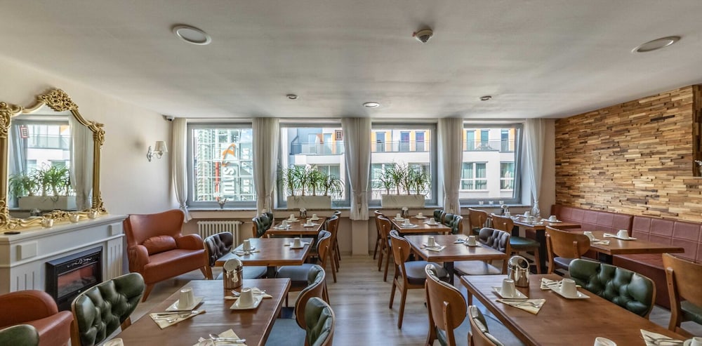 Hotel Bayrischer Hof 35/50
