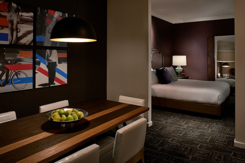 Kimpton Hotel Vintage Portland 7/83