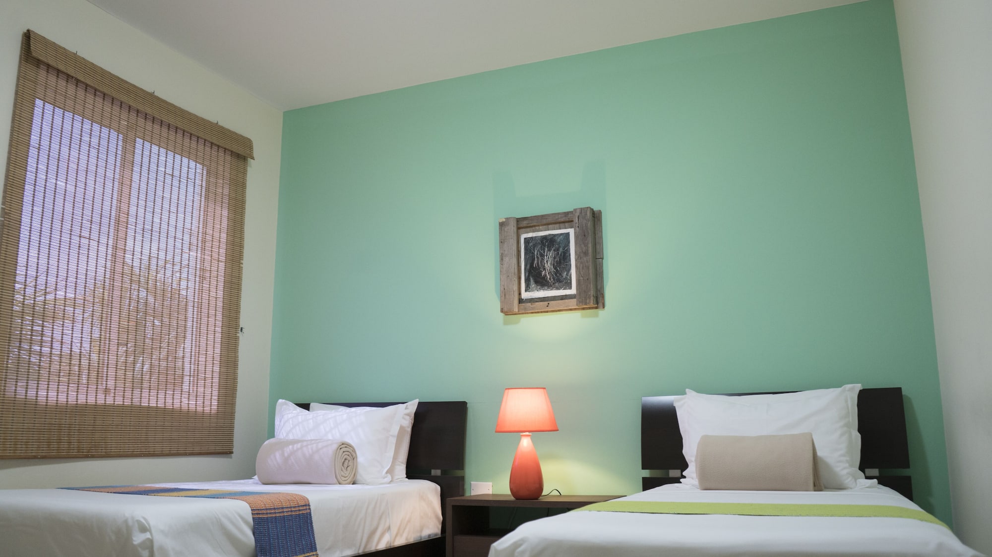 2 Bedrooms, Design, Apartment, Queen and Twin Beds, Kitchen, Garden Area