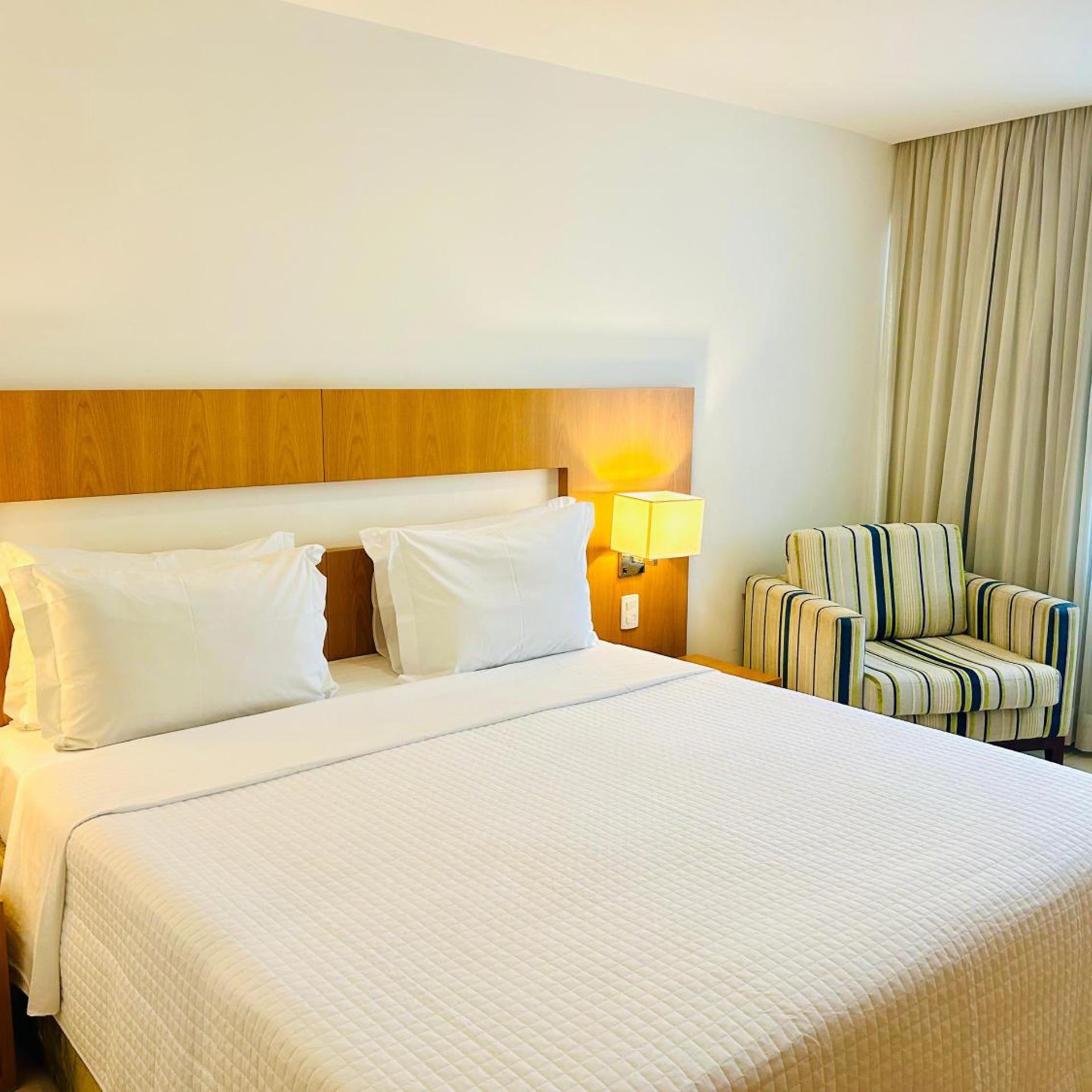 NAOUM HOTEL 5/25
