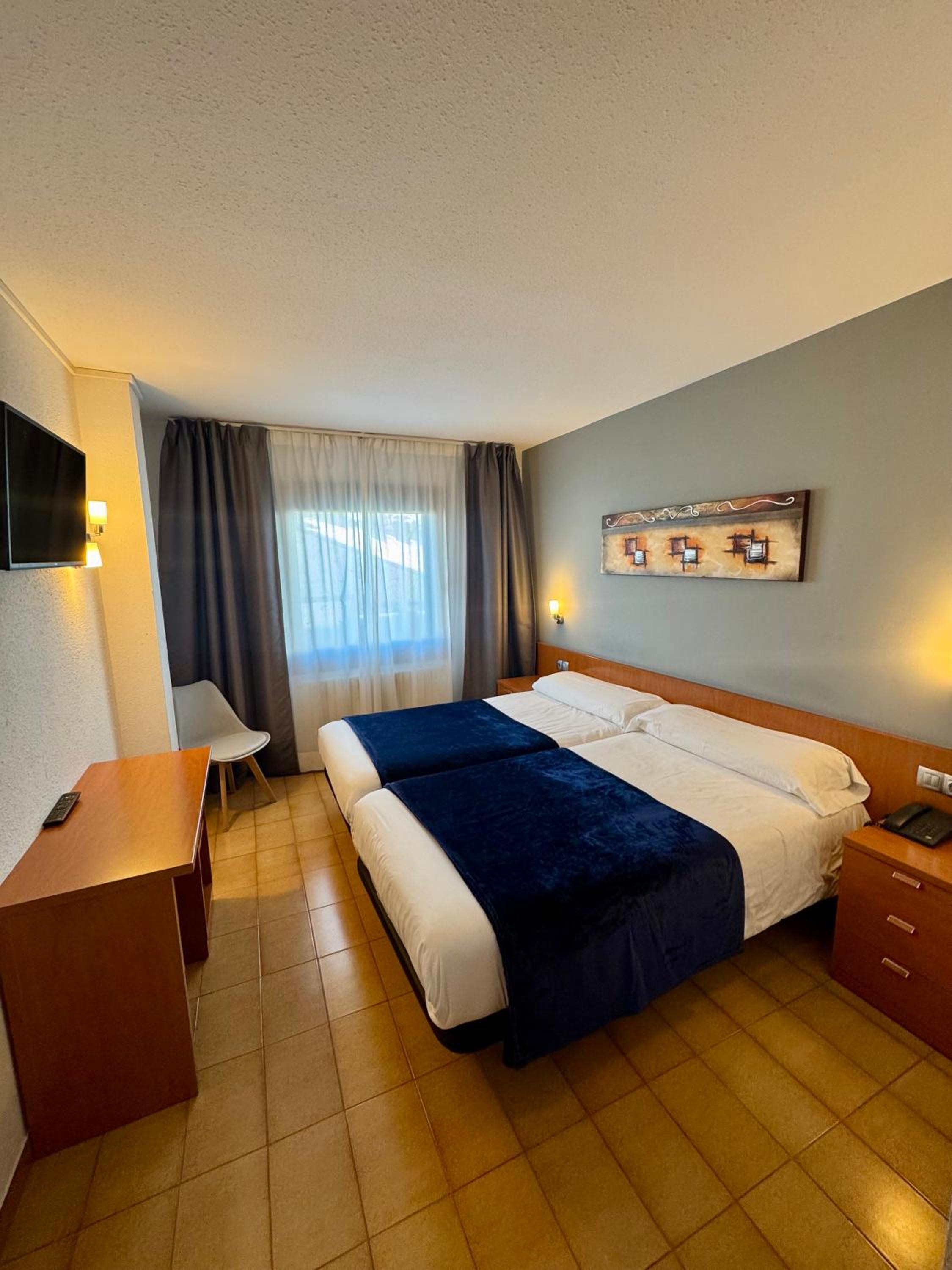 غرفة بسرير مزدوج أو سريرين منفصلين، Hotel Casado 5/10