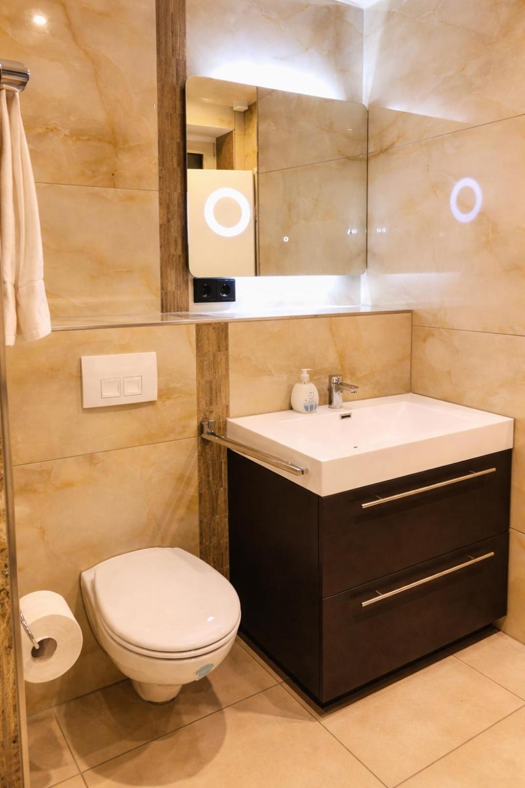 Hotel Elbgalerie Hamburg (Elbgalerie Hotel Hamburg) 44/47