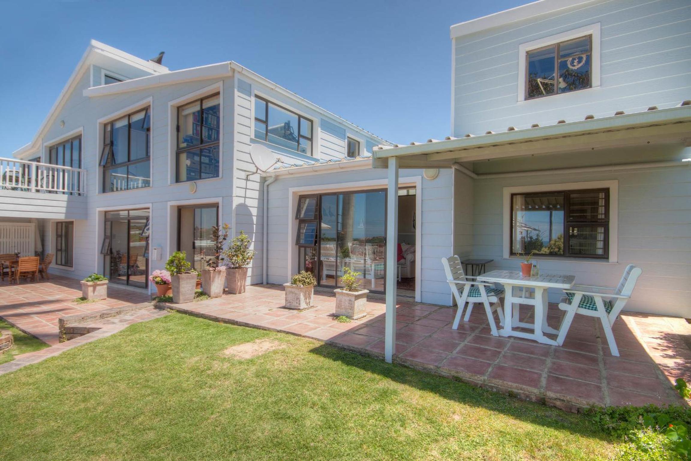 The Lookout Guest House 30/37