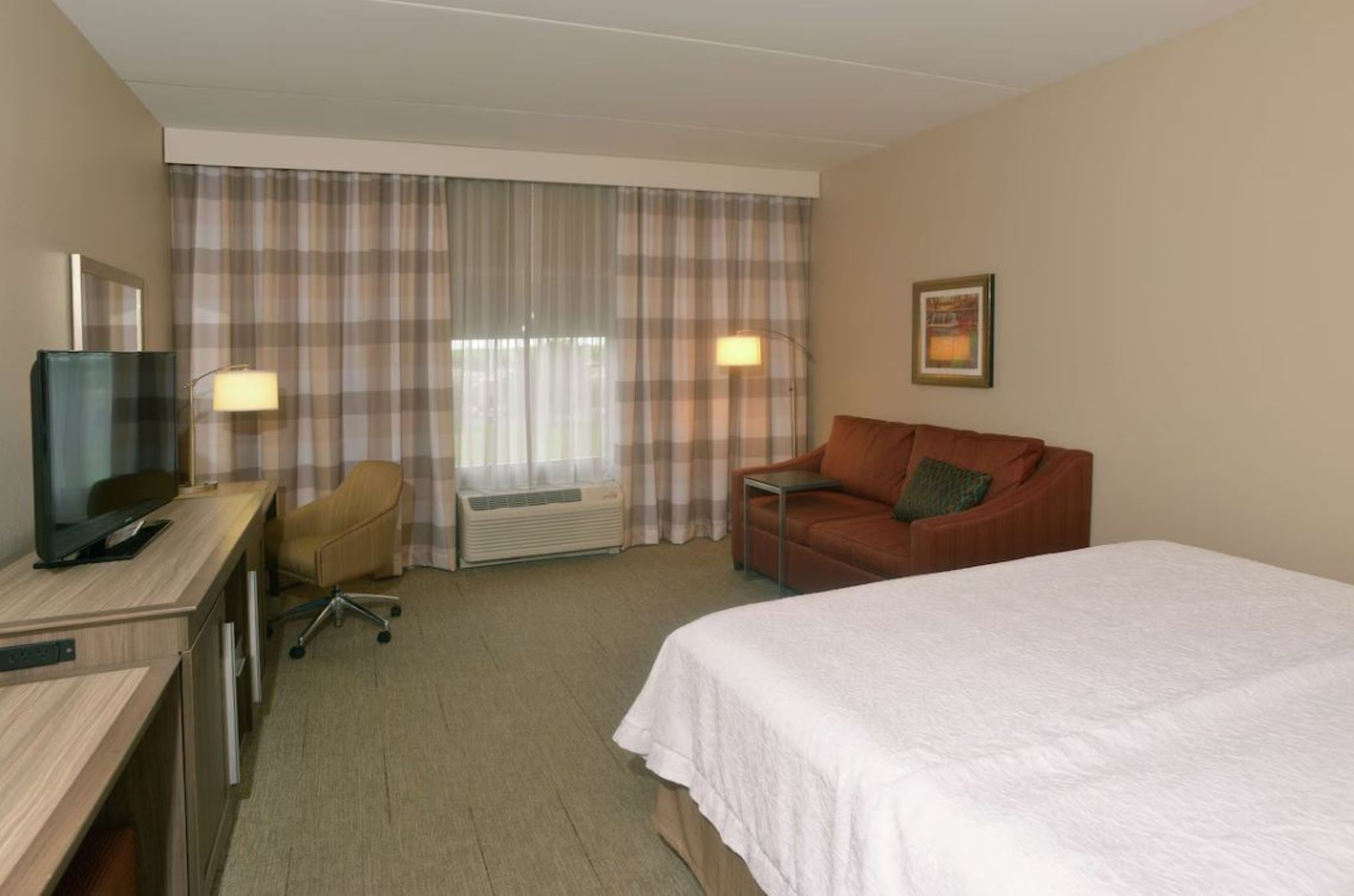 STUDIO, SUITE, KING BED, SOFA