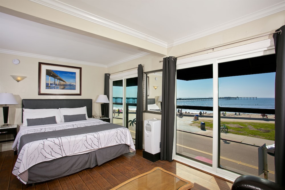 Ocean Beach Hotel 34/69