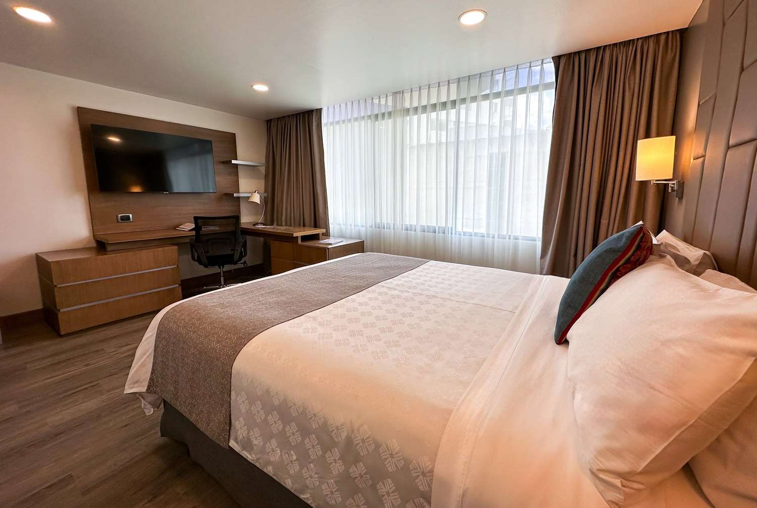 Wyndham Garden Quito 30/80