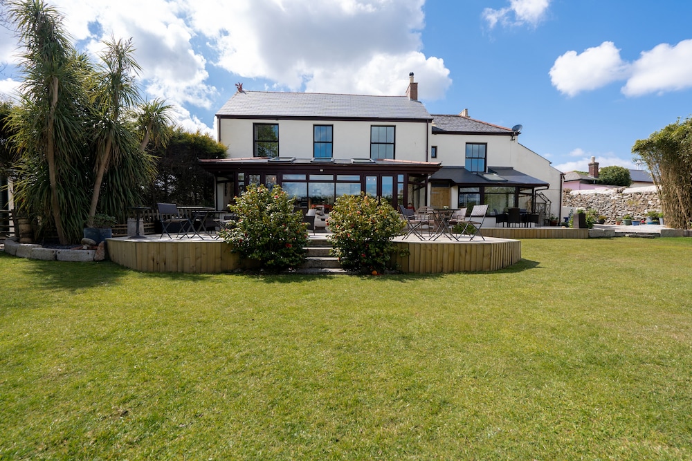 The Cedars B&B 1/56
