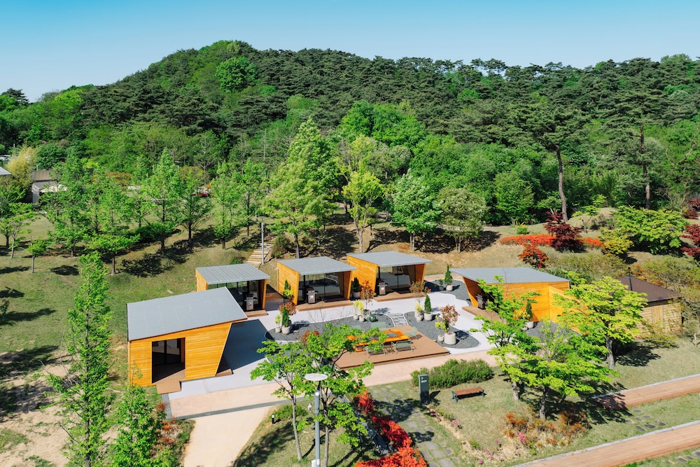 The Suites Hotel Namwon in NAMWON