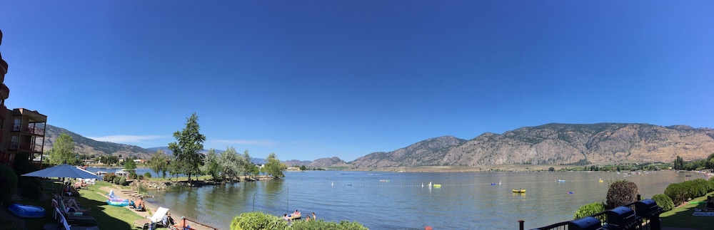 Holiday Inn Osoyoos 31/81