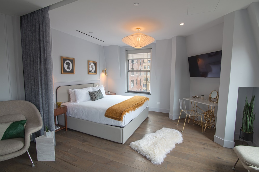 HUDSON, LOFT