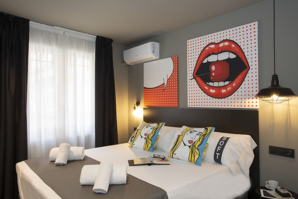 Hotel Casual Pop Art Benidorm 57/80