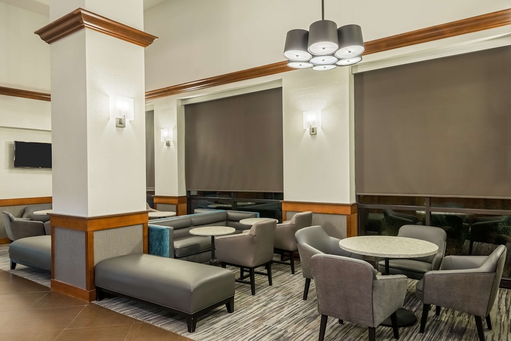 Hyatt Place Rogers / Bentonville 32/49