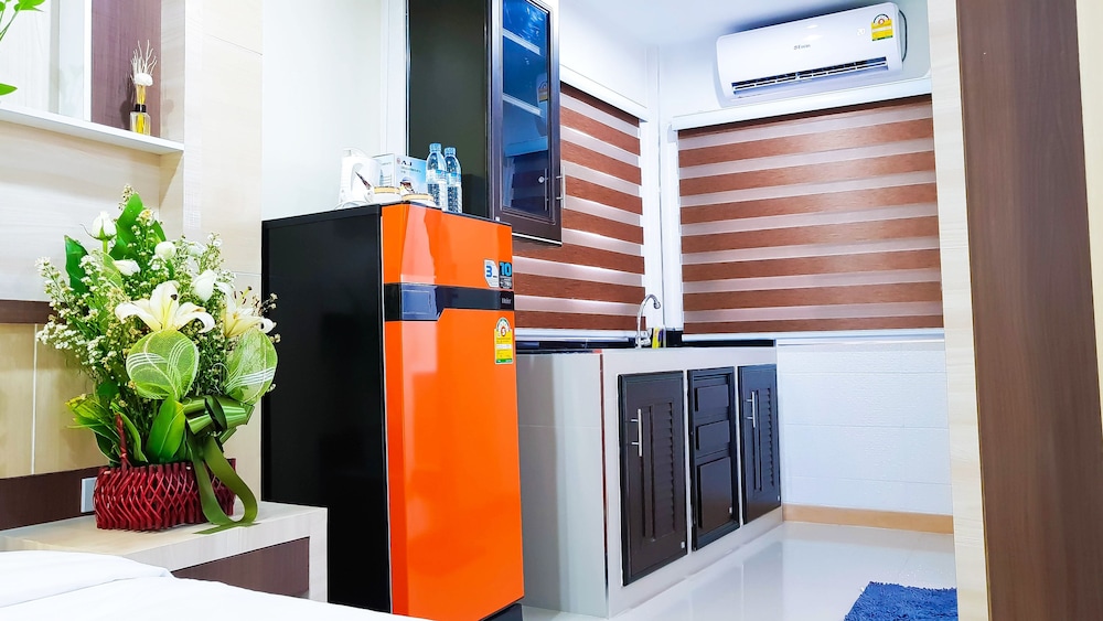 Ambrosial Suites 5/42
