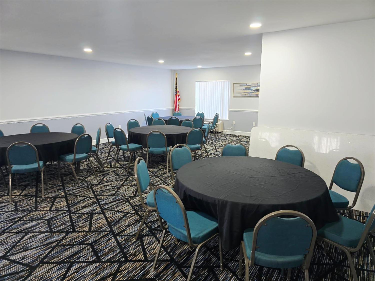 Americas Best Value Inn & Suites- Foley / Gulf Shores 24/35