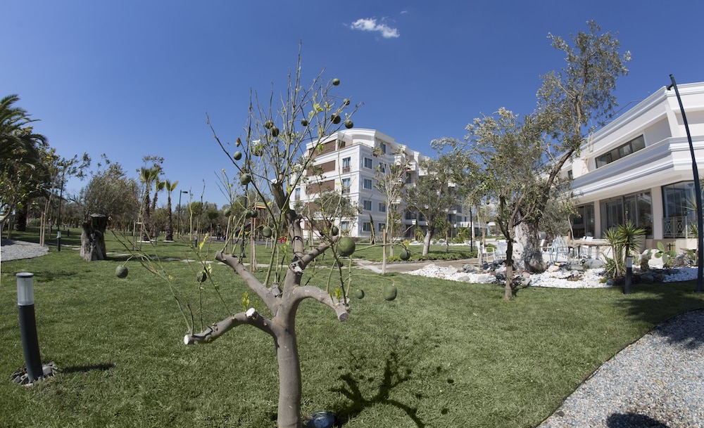 Rawda Hotel Altinoluk 58/61