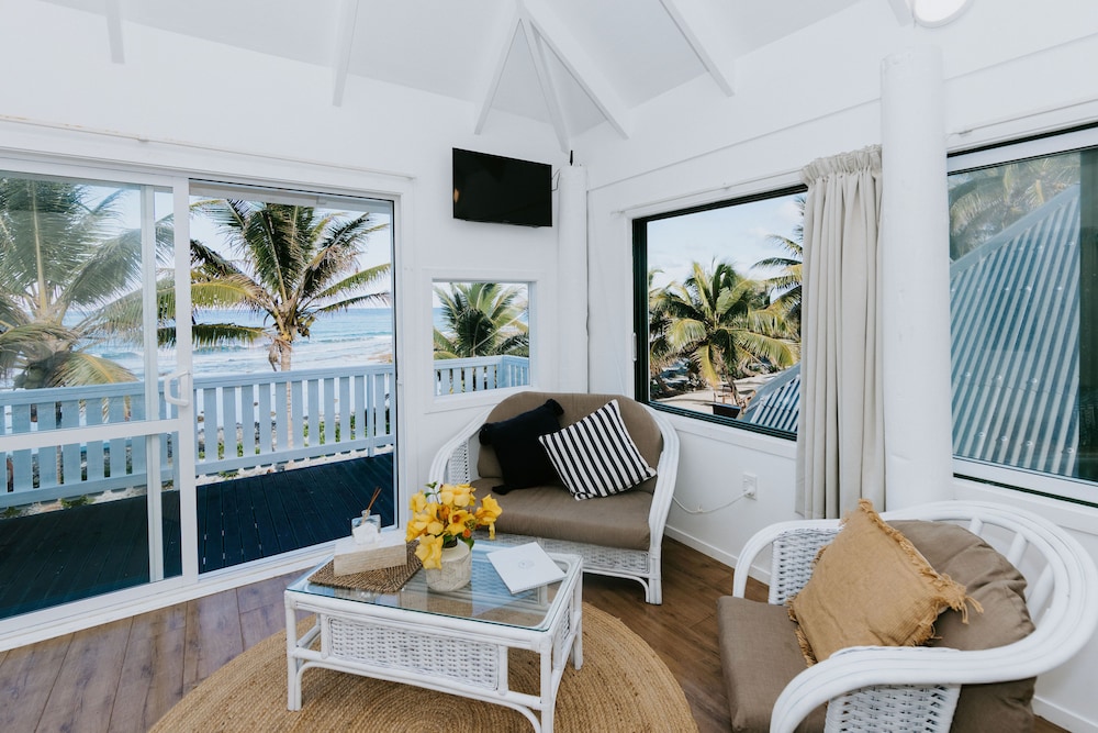 Sunrise Beach Bungalows 36/64