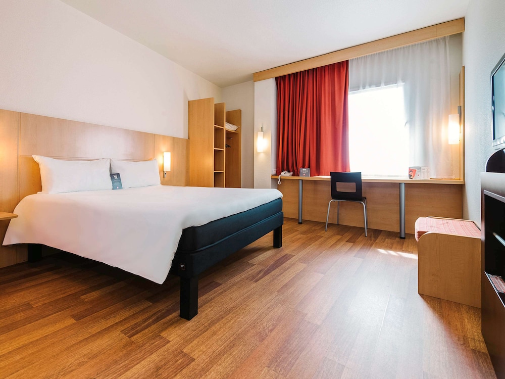Ibis Styles Madrid Centro Maravillas 12/50