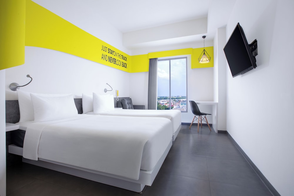 URBAN, YELLO