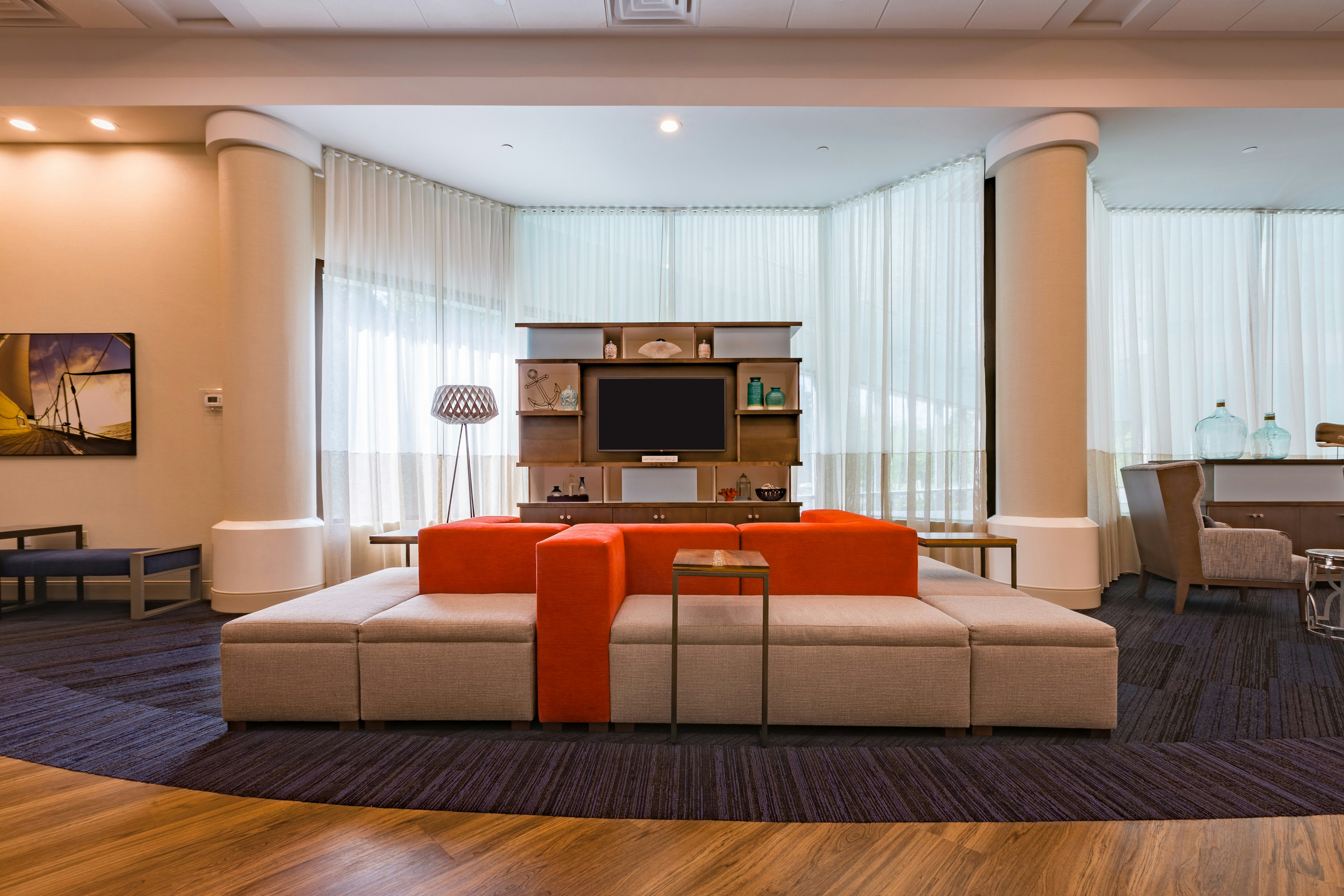 Holiday Inn Newport News - Hampton 9/24