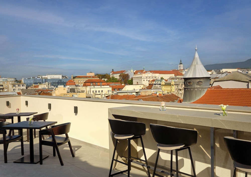 art'otel Zagreb Powered by Radisson Hotels 45/68