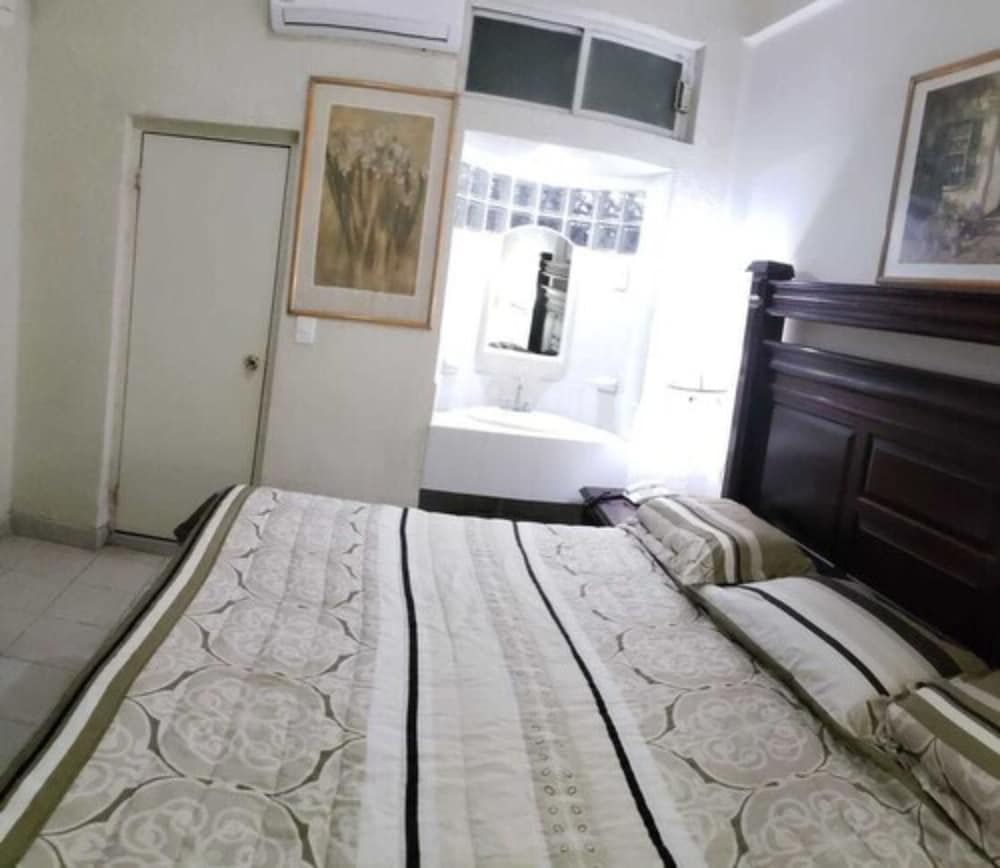Hotel Baeza 12/50