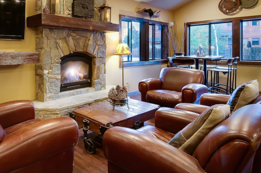 Best Western Plus Truckee-Tahoe Hotel 39/49