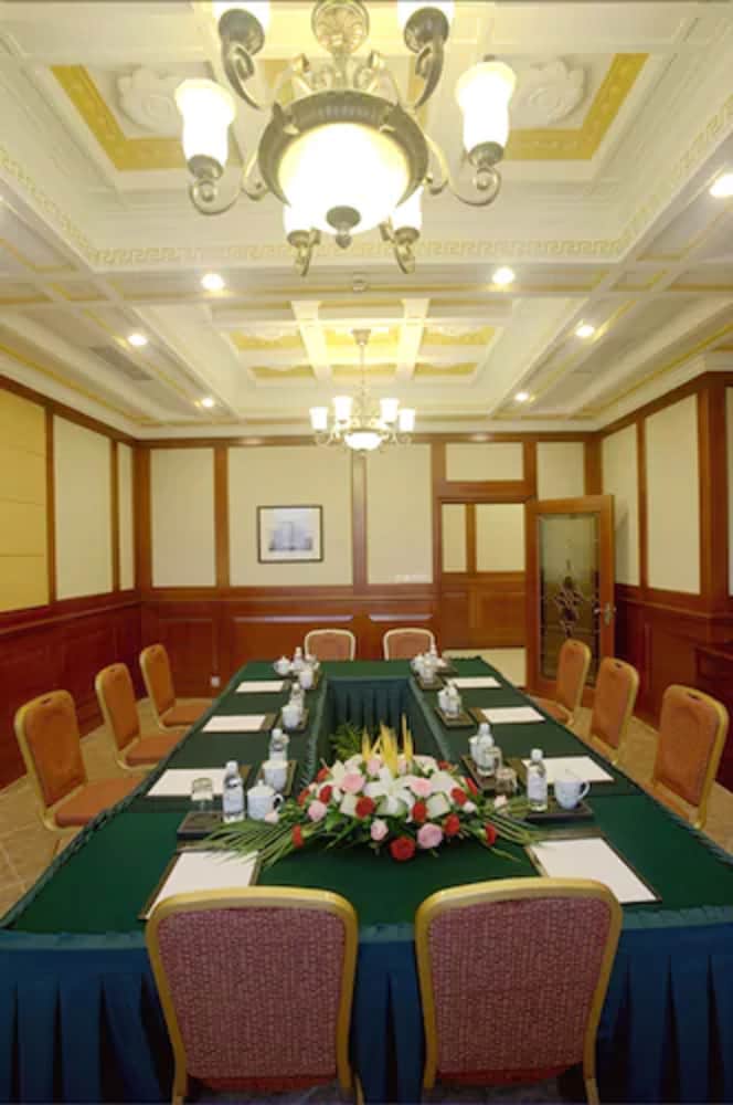 Jin Jiang Pacific Hotel Shanghai 38/49