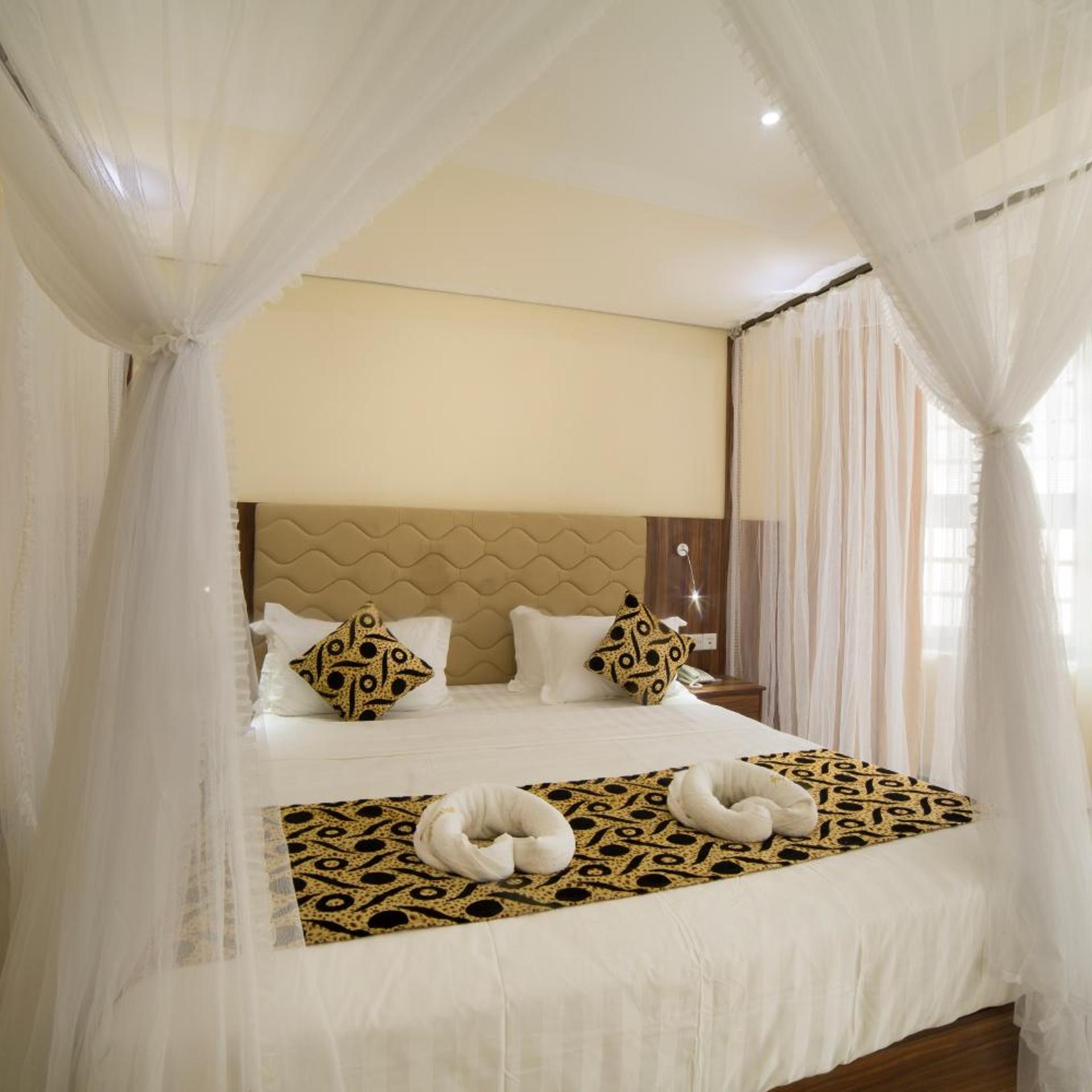 استوديو سوبيريور، Spice Palace Hotel 2/10