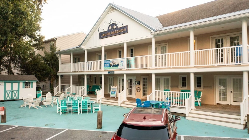 Canalside Inn 38/50
