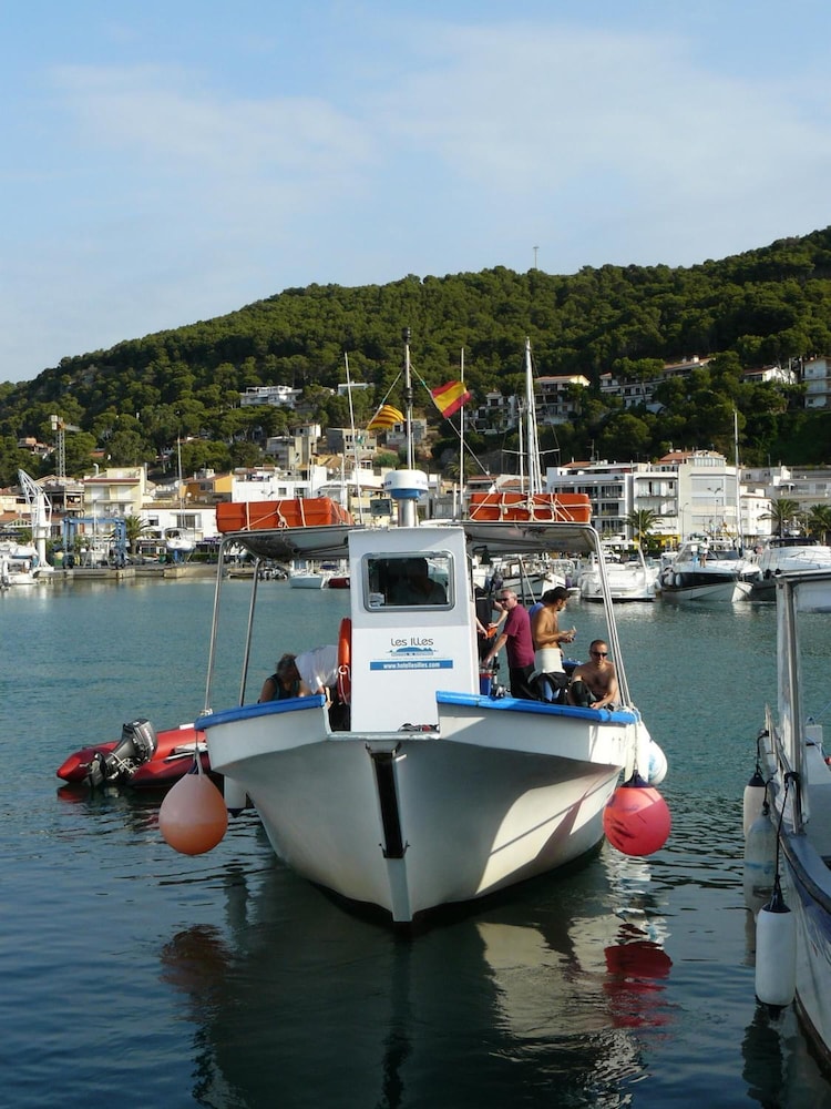 Hotel Les Illes 42/50