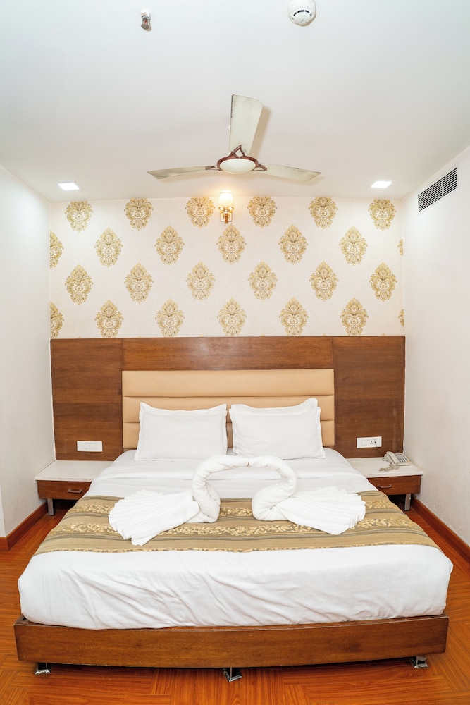 HOTEL GRAND HRIDEY 15/50