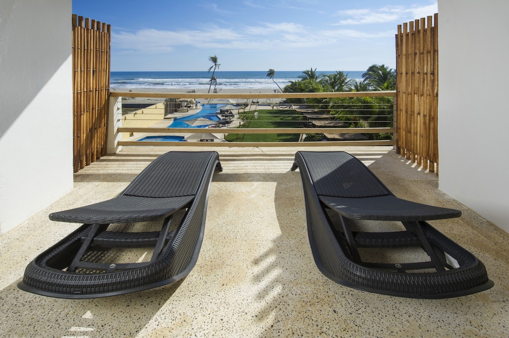 Mishol Hotel And Beach Club 35/58