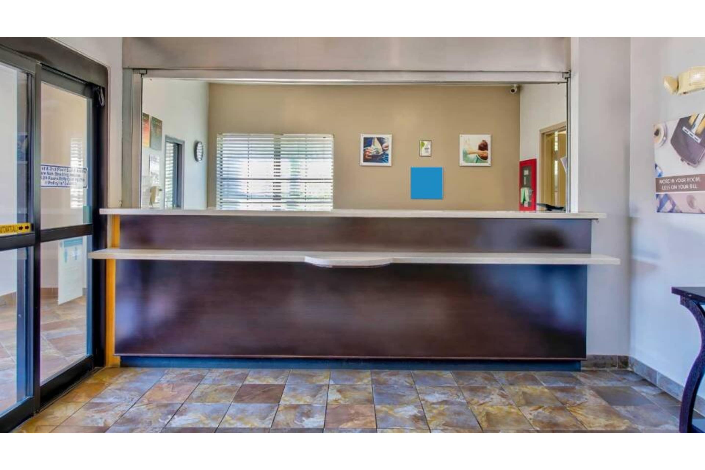 Studio 6 Beaumont - 得克萨斯(OYO Townhouse Beaumont Medical Center Area I-10) 图片4