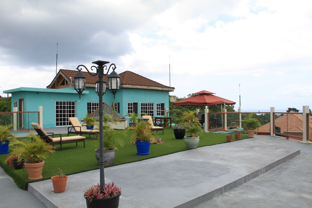 Negril Sky Blue Resorts 6/50