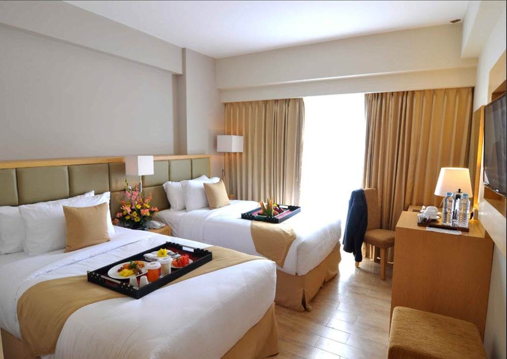 Horison Ultima Semarang (Ex Star Hotel) 10/30