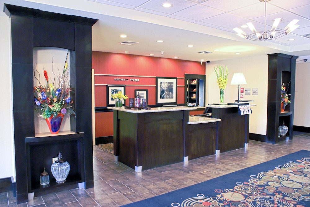 Hampton Inn Orange 12/50
