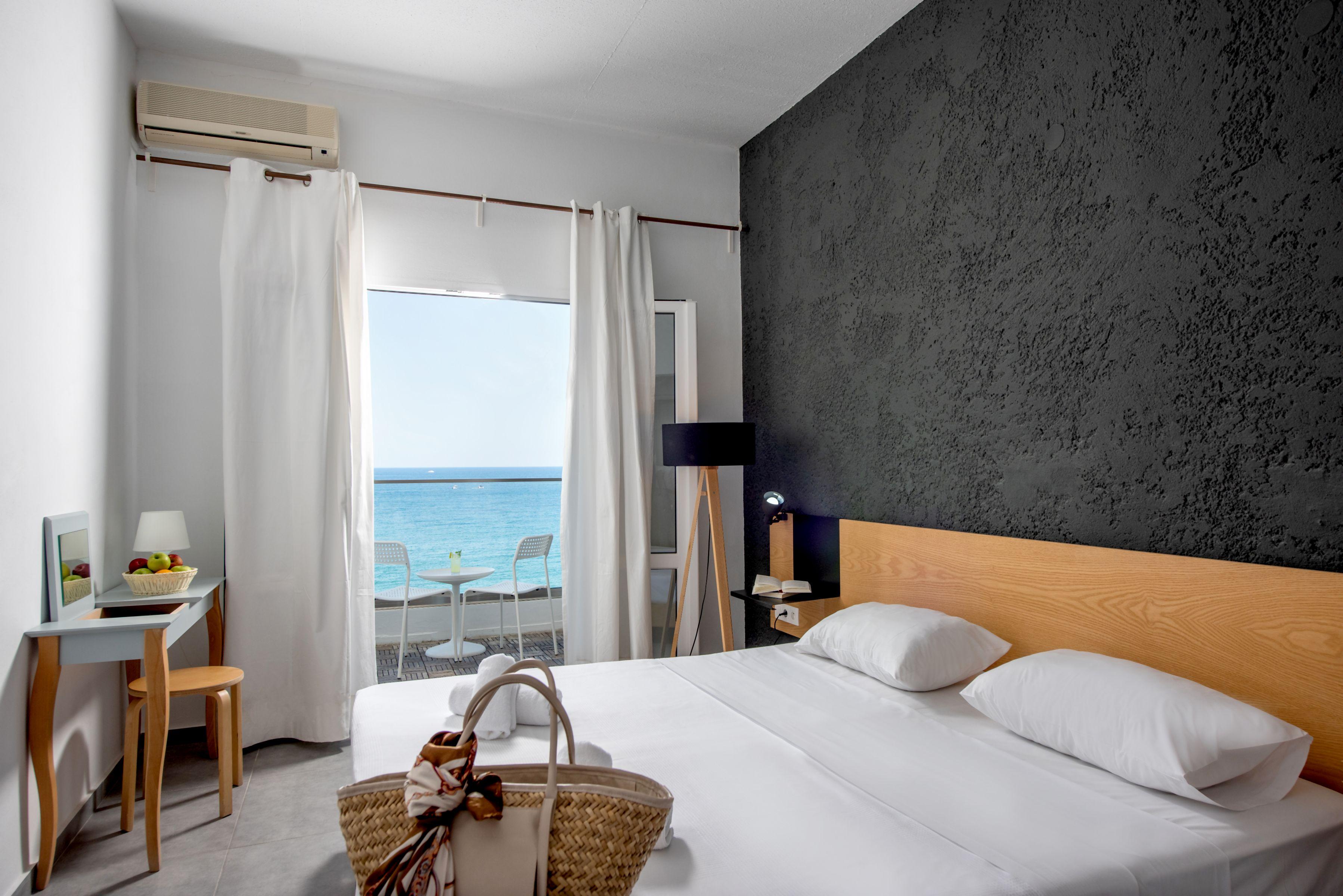 Standard, Double Bed, Sea View